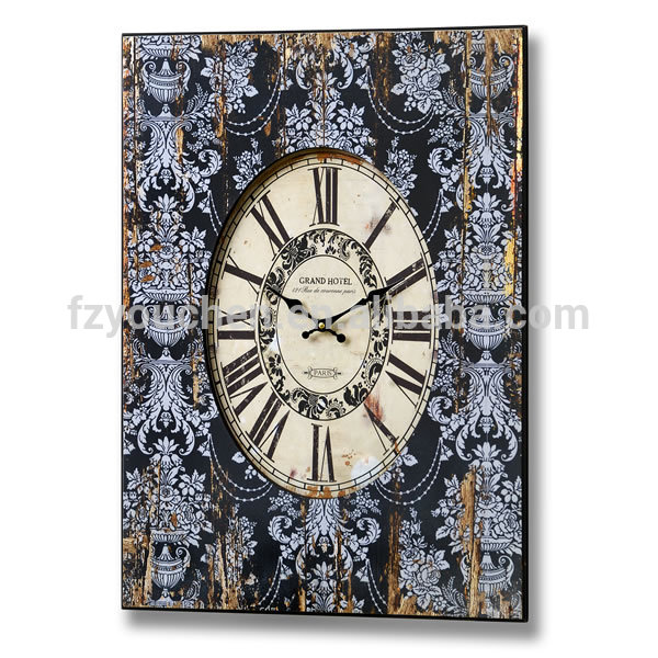 Roman numbers printing antique wooden clock