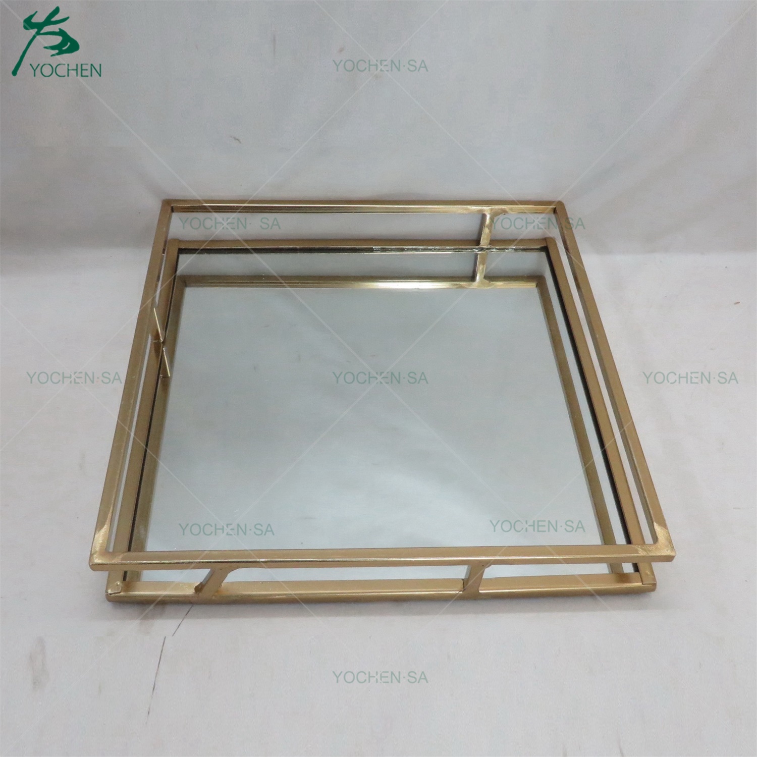 Round Metal Plated Mirrored StorageTray with Handle