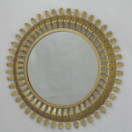 Antique Design Round Metal Sun Shaped Wall Hanging Mirror
